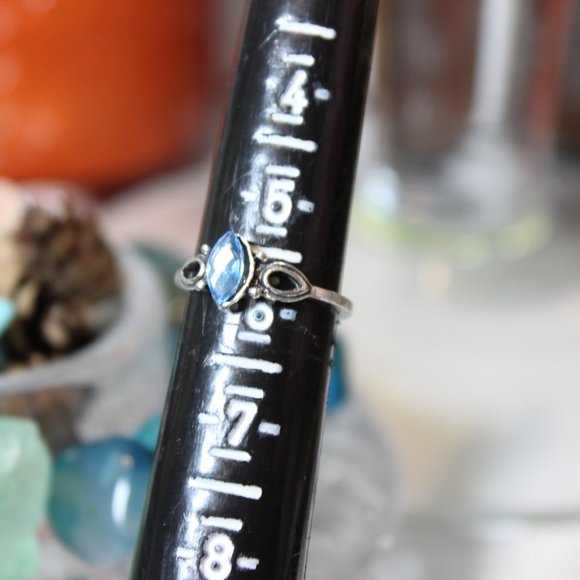 Silver Marquise Blue Topaz Minimalist Ring size 6 - Picture 2 of 4